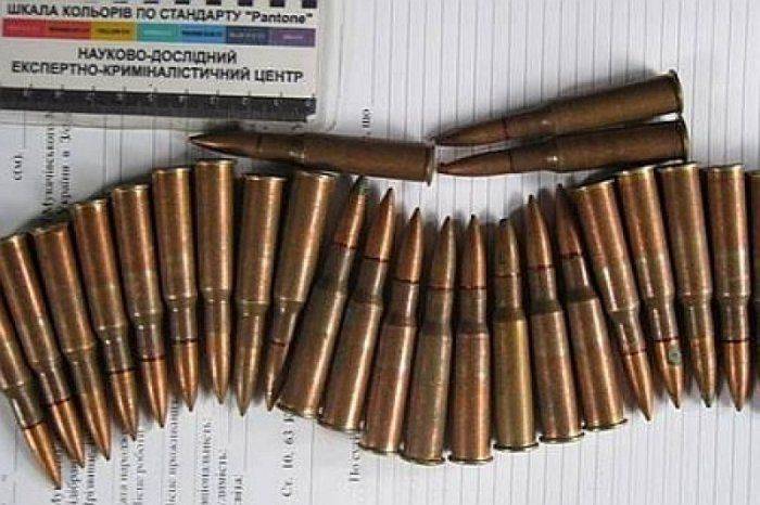 Патроны в обмен на хлеб: на Закарпатье налаживают оружейный бартер Патроны в обмен на хлеб: на Закарпатье налаживают оружейный бартер