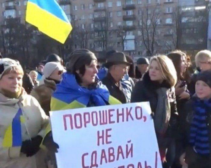 В Мариуполе арестована злостная "сепаратистка" за ведение 500 антиукраинских групп в соцсетях   В Мариуполе арестована злостная "сепаратистка" за ведение 500 антиукраинских групп в соцсетях