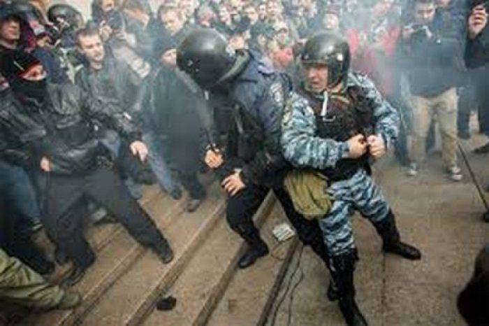 «Управляемый хаос» на Украине. Кто и для чего его создает?  «Управляемый хаос» на Украине. Кто и для чего его создает?