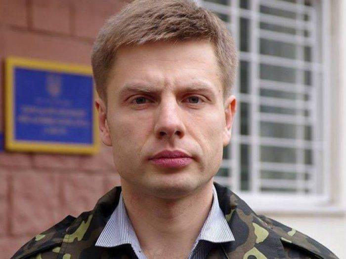 Гончаренко: «Правый сектор» будет распущен, как и «Торнадо»  Гончаренко: «Правый сектор» будет распущен, как и «Торнадо»