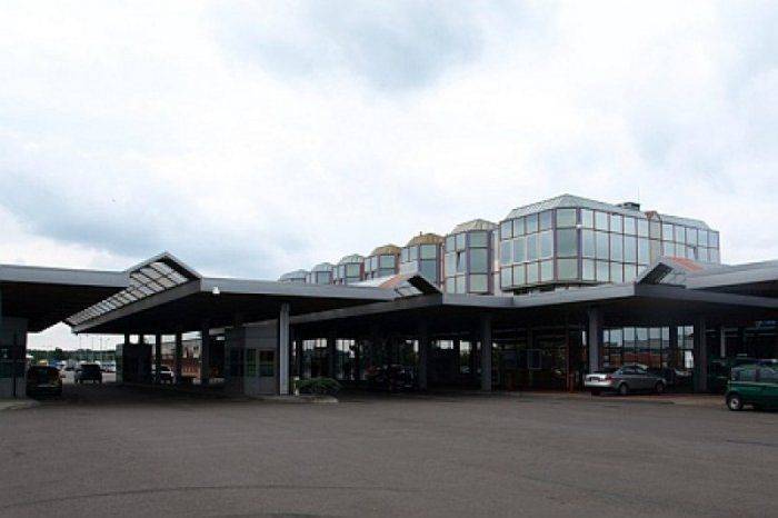 Правосеки пугают поляков: «визитки Яроша» появились на границе с Польшей Правосеки пугают поляков: «визитки Яроша» появились на границе с Польшей