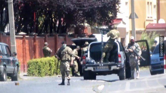 «Правый сектор» не согласился выдавать причастных к перестрелке бойцов «Правый сектор» не согласился выдавать причастных к перестрелке бойцов