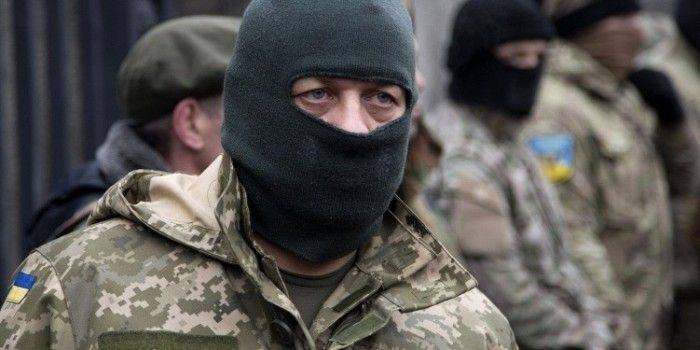 Киев потерял контроль над вооруженными отрядами в зоне АТО Киев потерял контроль над вооруженными отрядами в зоне АТО