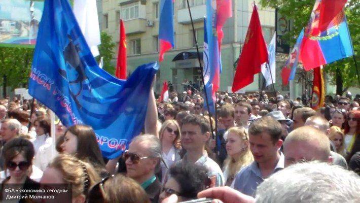 Почти половина жителей ДНР хотят присоединения к России Почти половина жителей ДНР хотят присоединения к России