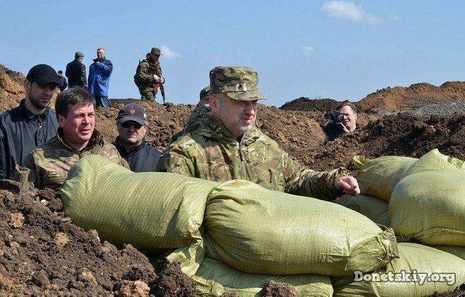 «Полный дебил» — рассказ «бойца АТО» про визит Турчинова на позиции ВСУ «Полный дебил» — рассказ «бойца АТО» про визит Турчинова на позиции ВСУ