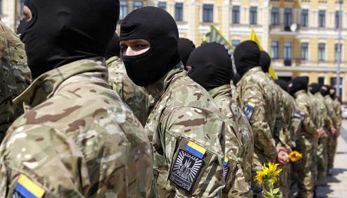 В Беларуси вскрыт канал вербовки наемников для участия в боях на Донбассе В Беларуси вскрыт канал вербовки наемников для участия в боях на Донбассе