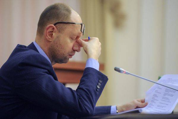 Яценюк может покинуть пост премьер-министра Яценюк может покинуть пост премьер-министра