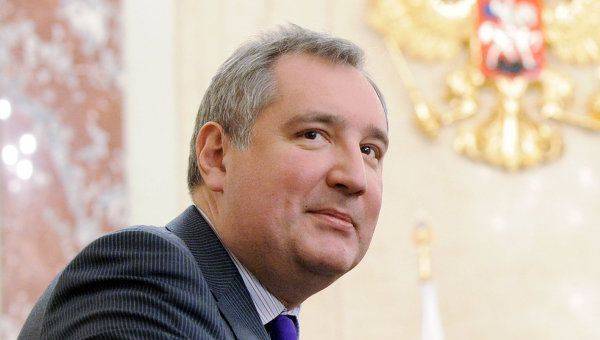 Рогозин назвал Турчинова «редкой гнидой» Рогозин назвал Турчинова «редкой гнидой»
