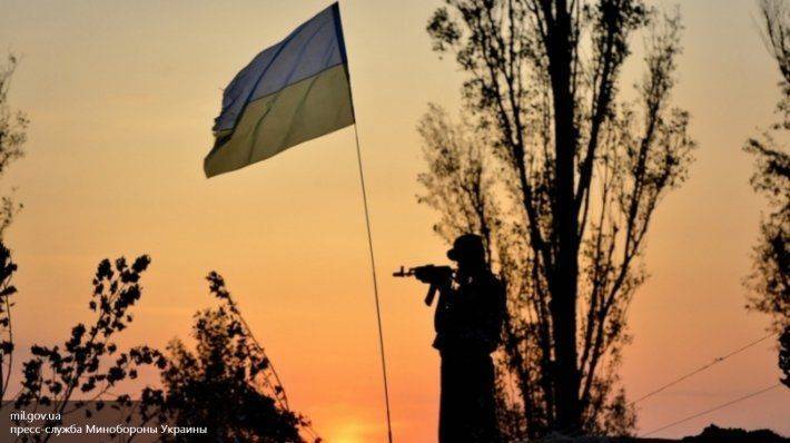 Националисты с оружием заставили горсовет признать Россию агрессором Националисты с оружием заставили горсовет признать Россию агрессором
