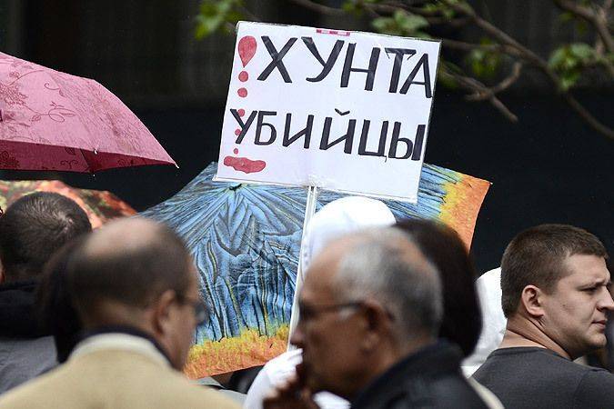 Евродепутаты призвали Порошенко освободить политзаключенных Евродепутаты призвали Порошенко освободить политзаключенных