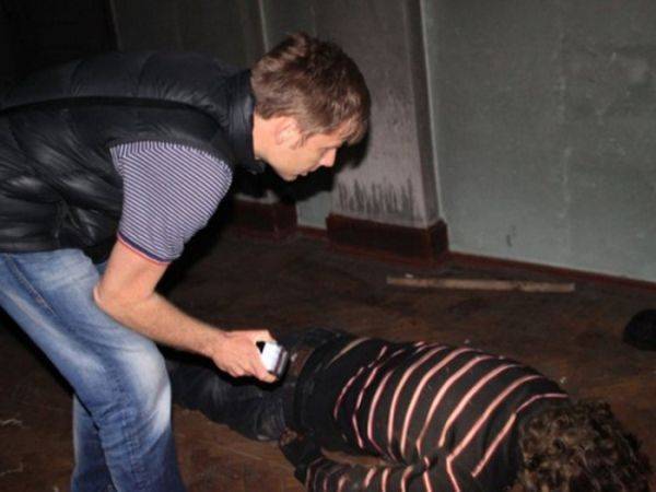 Пни Гончаренко, получи 3 процента. Посланника Порошенко избили в Одессе Пни Гончаренко, получи 3 процента. Посланника Порошенко избили в Одессе