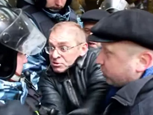 Будни психушки: Пашинский грозит армией, на порядок сильнее российской Будни психушки: Пашинский грозит армией, на порядок сильнее российской