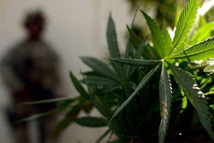 Укровояки теперь не пьют, а ширяются: в Херсоне ликвидирован наркопритон для ВСУ Укровояки теперь не пьют, а ширяются: в Херсоне ликвидирован наркопритон для ВСУ