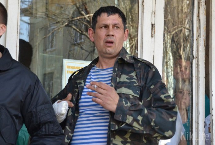 В Николаеве сожгли автомобиль главаря местного "евромайдана" В Николаеве сожгли автомобиль главаря местного "евромайдана"