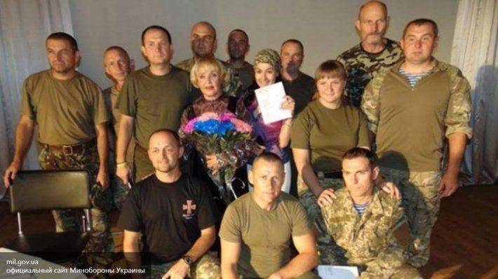 Ада Роговцева поддерживает бойцов ВСУ концертами и ругает Кобзона Ада Роговцева поддерживает бойцов ВСУ концертами и ругает Кобзона