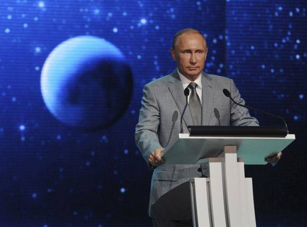 Путин: кризис с мигрантами в Европе - следствие внешней политики США Путин: кризис с мигрантами в Европе - следствие внешней политики США