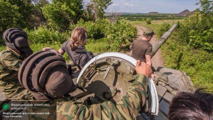 Особенности информполитики Киева: в Донбассе теперь вербуют в ИГ Особенности информполитики Киева: в Донбассе теперь вербуют в ИГ