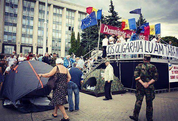 Молдавия — главный претендент на роль жертвы нового Майдана Молдавия — главный претендент на роль жертвы нового Майдана