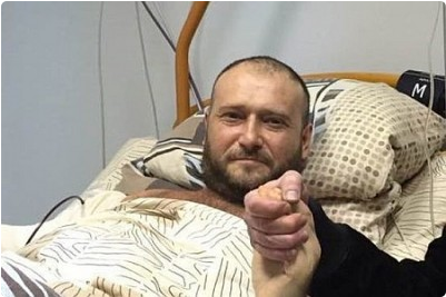 «Береги руку, Дима»: Ярош не смог возглавить поход против контрреволюционеров «Береги руку, Дима»: Ярош не смог возглавить поход против контрреволюционеров
