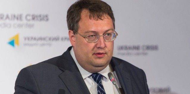 Геращенко: экономическая блокада полуострова - это ответ на зверства российского режима в Крыму Геращенко: экономическая блокада полуострова - это ответ на зверства российского режима в Крыму