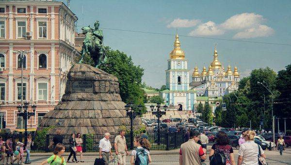 СМИ: власти Киева хотят убрать слово "Москва" из названий улиц СМИ: власти Киева хотят убрать слово "Москва" из названий улиц