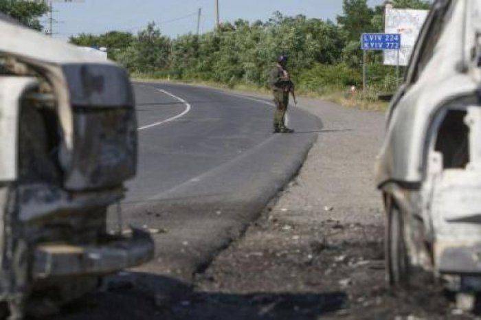 Опасные украинские дороги: правосеков ликвидируют в ДТП Опасные украинские дороги: правосеков ликвидируют в ДТП