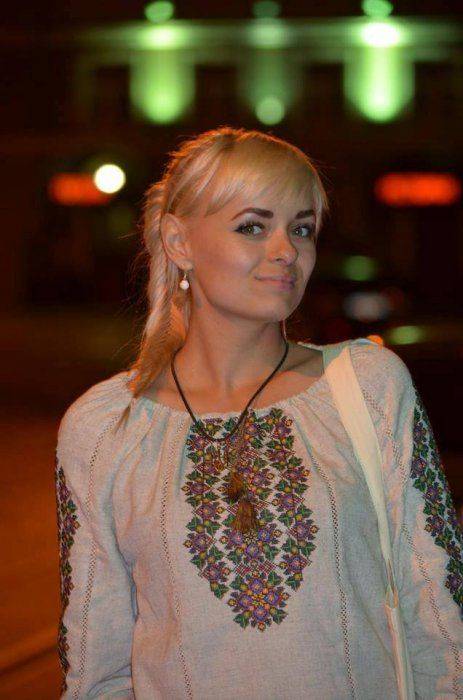 Блондинка из Киева съездила в Крым: Им хорошо, они никогда не вернутся на Украину Блондинка из Киева съездила в Крым: Им хорошо, они никогда не вернутся на Украину