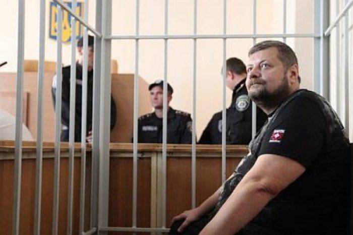 Мосийчука на вилы: радикал из-за своей жадности «остановил» прибыльный депутатский бизнес Мосийчука на вилы: радикал из-за своей жадности «остановил» прибыльный депутатский бизнес