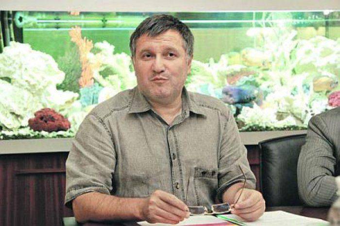 Сам дурак! Аваков не стал отрицать вывод капиталов за рубеж  Сам дурак! Аваков не стал отрицать вывод капиталов за рубеж