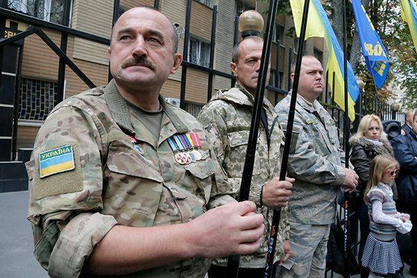 Порошенкослил. Почему мир в Донбассе — путь к Майдану... Порошенкослил. Почему мир в Донбассе — путь к Майдану...