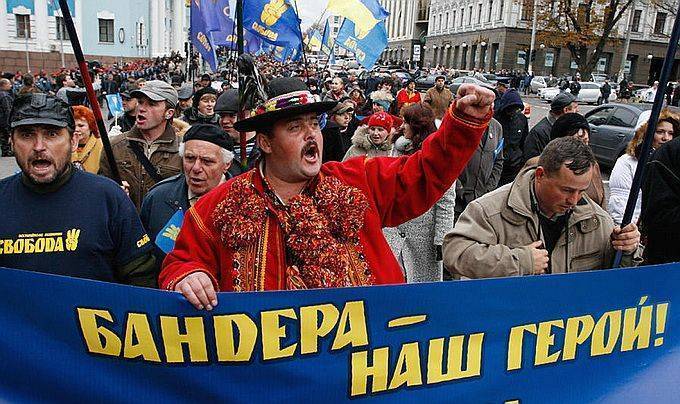 Матеуш Пискорский: Бандеровцы — это не национальность, а психическая болезнь Матеуш Пискорский: Бандеровцы — это не национальность, а психическая болезнь