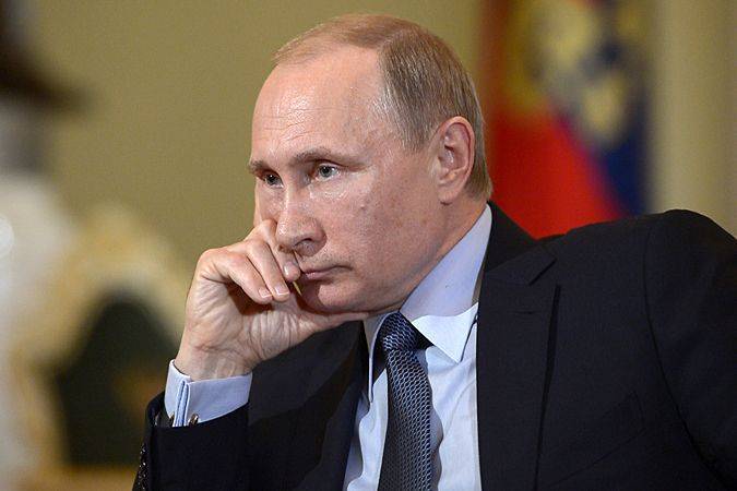Владимир Путин: Если бы мы позволили схомячить Сирию, тысячи людей с калашами уже бегали бы на нашей территории Владимир Путин: Если бы мы позволили схомячить Сирию, тысячи людей с калашами уже бегали бы на нашей территории
