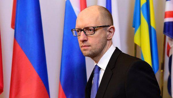Яценюк пригрозил РФ судом, если она не примет условия списания долга Яценюк пригрозил РФ судом, если она не примет условия списания долга