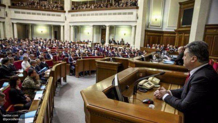 Порошенко призвал Раду за неделю решить вопрос об открытии границ ЕС Порошенко призвал Раду за неделю решить вопрос об открытии границ ЕС