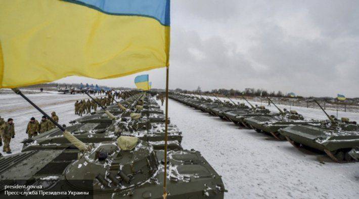 ДНР: ВСУ продолжают обстрелы и стягивают технику к линии разграничения ДНР: ВСУ продолжают обстрелы и стягивают технику к линии разграничения
