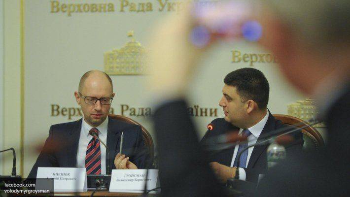 Ювелирная точность: Яценюк поднимет экономику Украины на 2% Ювелирная точность: Яценюк поднимет экономику Украины на 2%