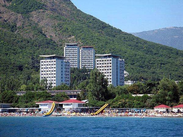 Крымские здравницы готовы принять на отдых половину ВС РФ Крымские здравницы готовы принять на отдых половину ВС РФ