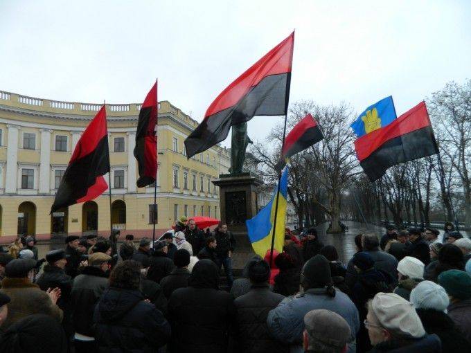 Одессы хватило на полгода: «Миша, ты всех достал. Даже в 90-х такого не было» Одессы хватило на полгода: «Миша, ты всех достал. Даже в 90-х такого не было»