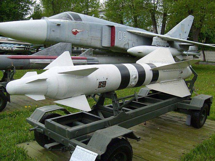 Российская ракета «ВОЗДУХ-ЗЕМЛЯ» Х-29Л Российская ракета «ВОЗДУХ-ЗЕМЛЯ» Х-29Л