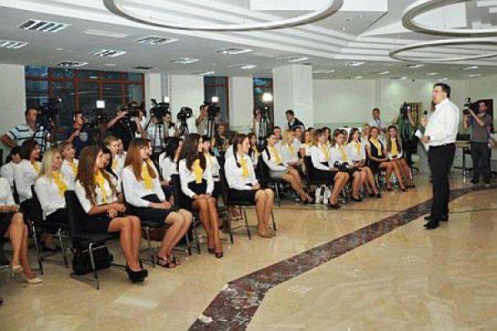 Украинская Рада напрацювалась: Кто не работает – тот ест   Украинская Рада напрацювалась: Кто не работает – тот ест