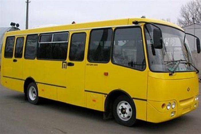 Из маршрутки выкинули патриотку, которой не нравились советские песни Из маршрутки выкинули патриотку, которой не нравились советские песни