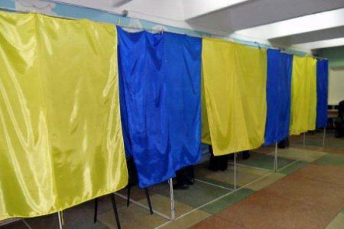 Николай Азаров: О первых итогах фарса под названием «выборы» Николай Азаров: О первых итогах фарса под названием «выборы»