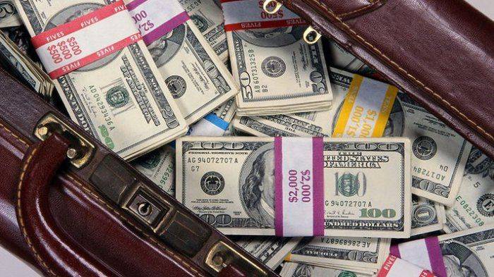 О чем не подумал Яценюк: Следующий шаг Москвы — выдворение гастарбайтеров О чем не подумал Яценюк: Следующий шаг Москвы — выдворение гастарбайтеров