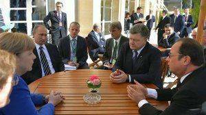 На Украине открыто обсуждают, как не выполнять минские соглашения На Украине открыто обсуждают, как не выполнять минские соглашения