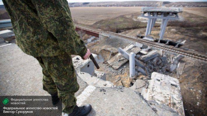 Киев отгородится от Донбасса живым щитом Киев отгородится от Донбасса живым щитом