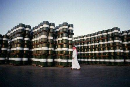 Саудовская нефть вторгается в Северную Европу, развязывая ценовую войну с Россией Саудовская нефть вторгается в Северную Европу, развязывая ценовую войну с Россией
