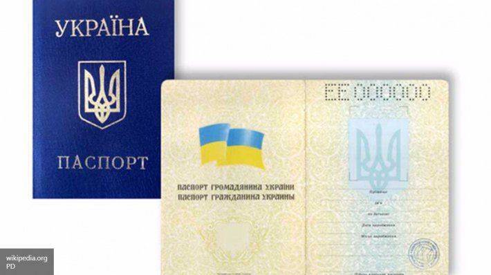 Порошенко предлагает убрать русский язык из украинских документов Порошенко предлагает убрать русский язык из украинских документов