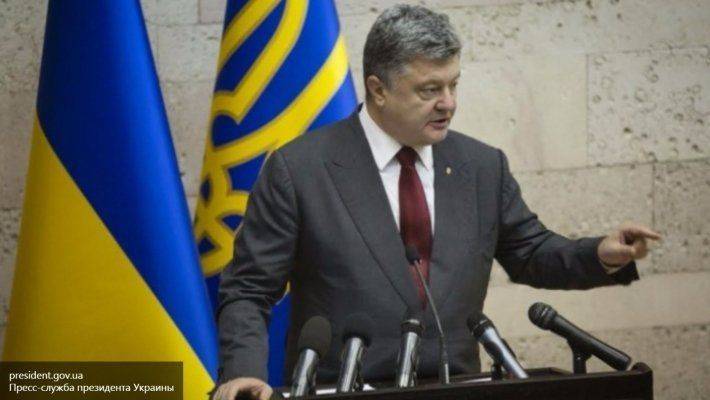 Порошенко мучает лидеров ЕС требованиями продлить санкции против РФ Порошенко мучает лидеров ЕС требованиями продлить санкции против РФ
