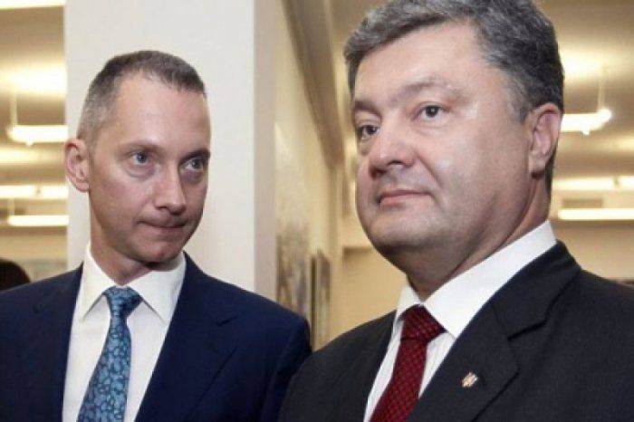 Борис Ложкин пытается сбежать от Порошенко Борис Ложкин пытается сбежать от Порошенко