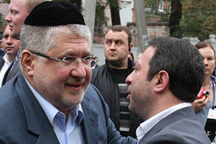 Украина на три буквы: СБУ на службе БПП против ККК  Украина на три буквы: СБУ на службе БПП против ККК